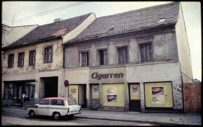 schön war die DaDaeR. Friedrichshagen, Bölschestraße. Foto: Klaus Becker