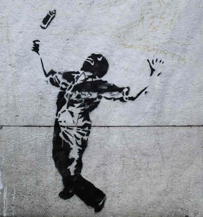 hinter Marx und Engels